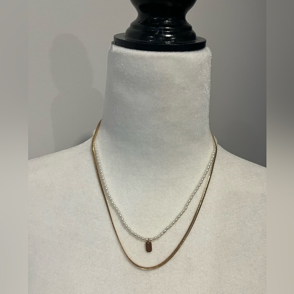 Gold Chain and Pearl Zara Necklace Combo - Picture 2 of 3